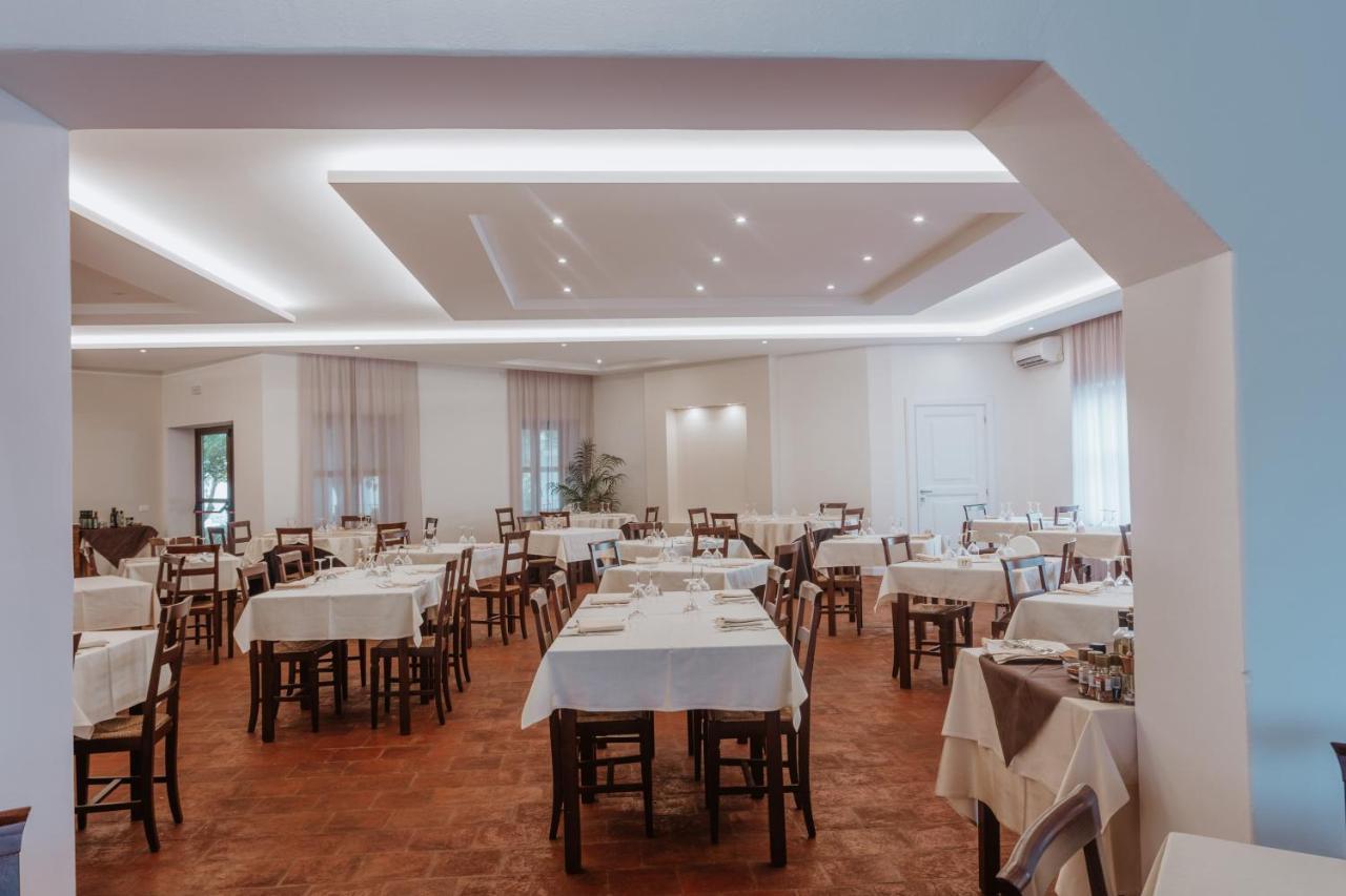Resort Fior Di Sardegna Posada  Bagian luar foto