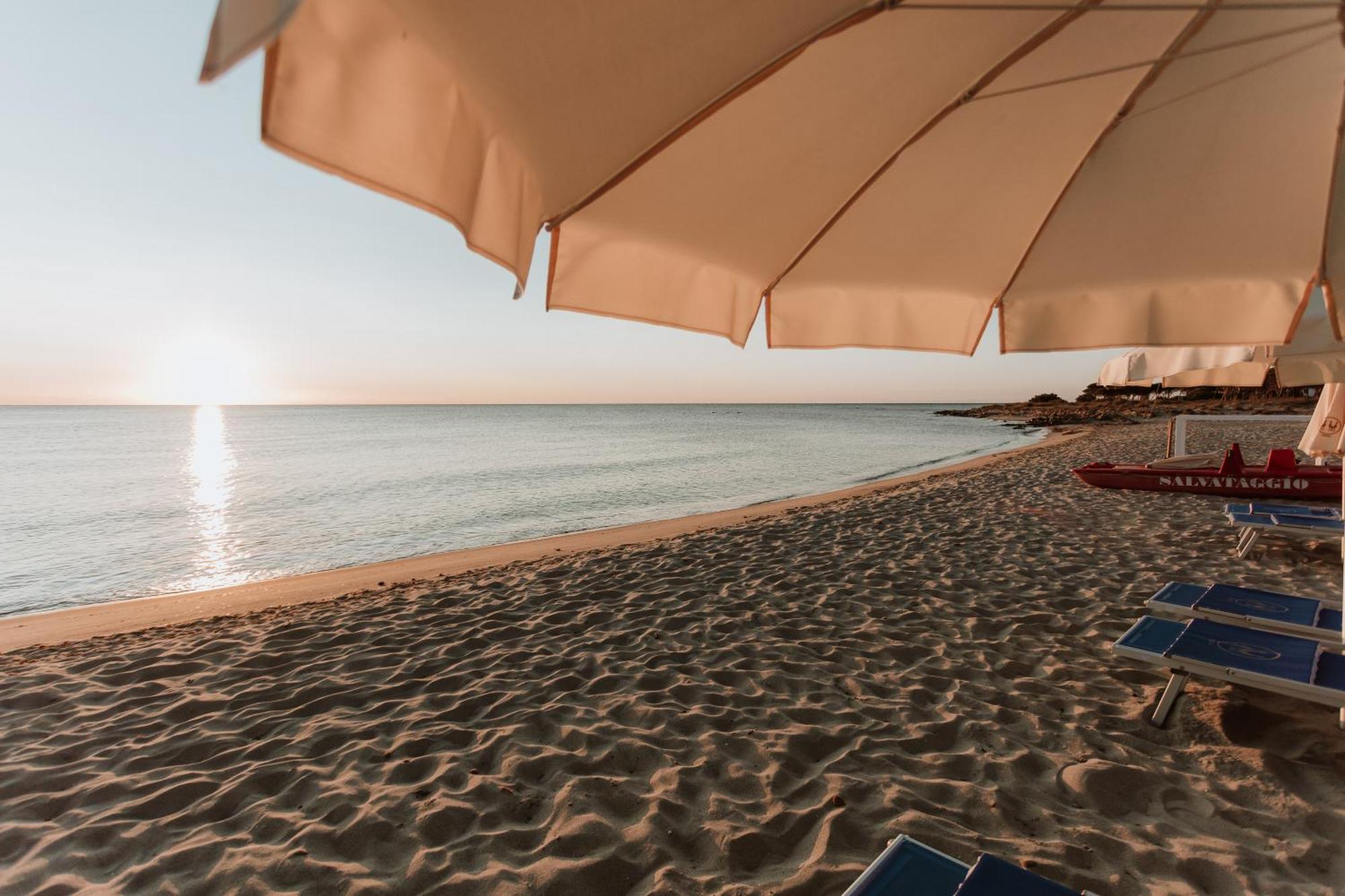 Resort Fior Di Sardegna Posada  Bagian luar foto